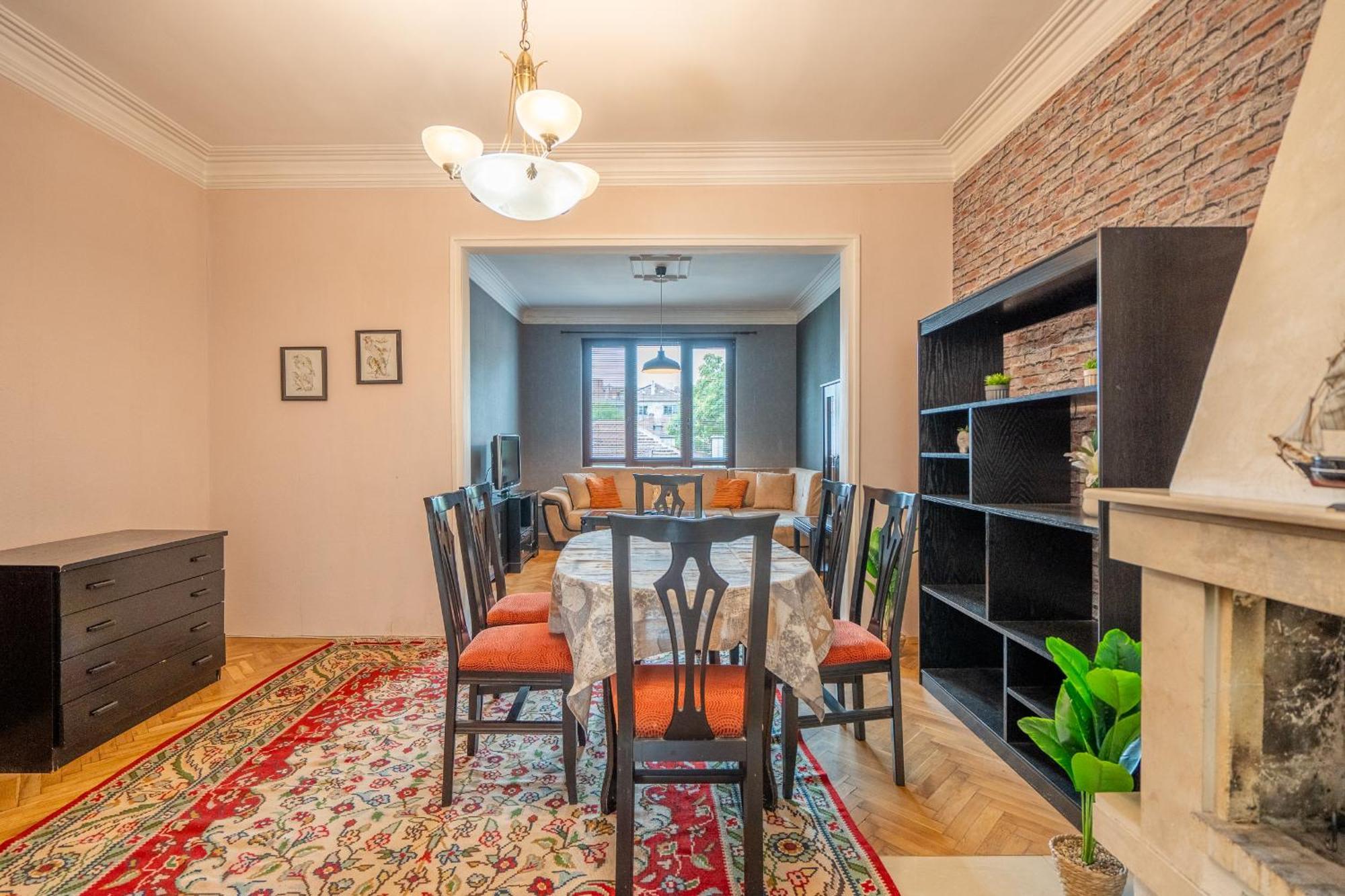 The Right Choice 22 Apartemen Sofia